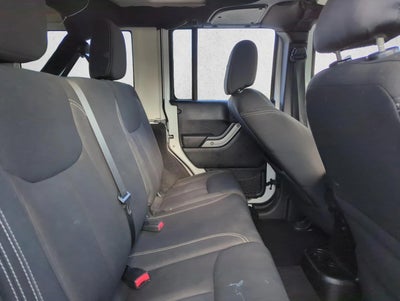 2015 Jeep Wrangler Unlimited 4WD 4dr Sahara