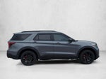 2022 Ford Explorer ST 4WD