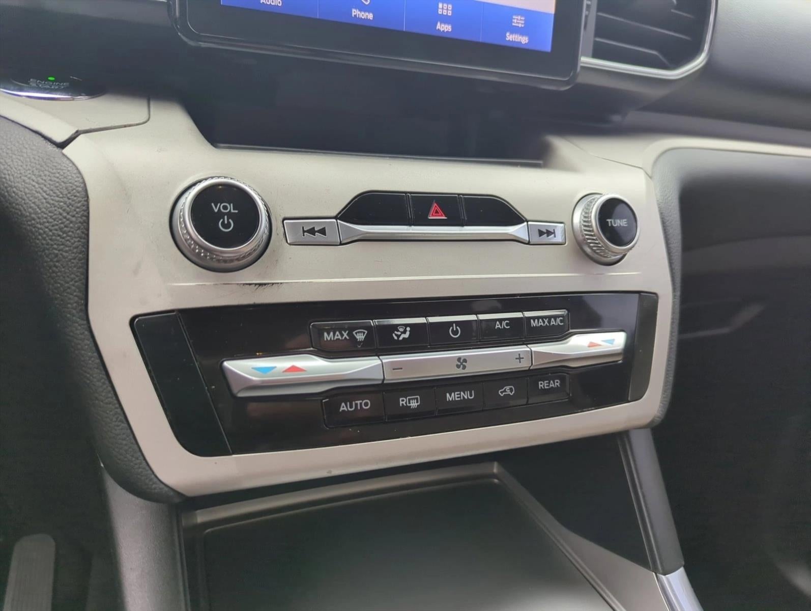 2020 Ford Explorer XLT RWD