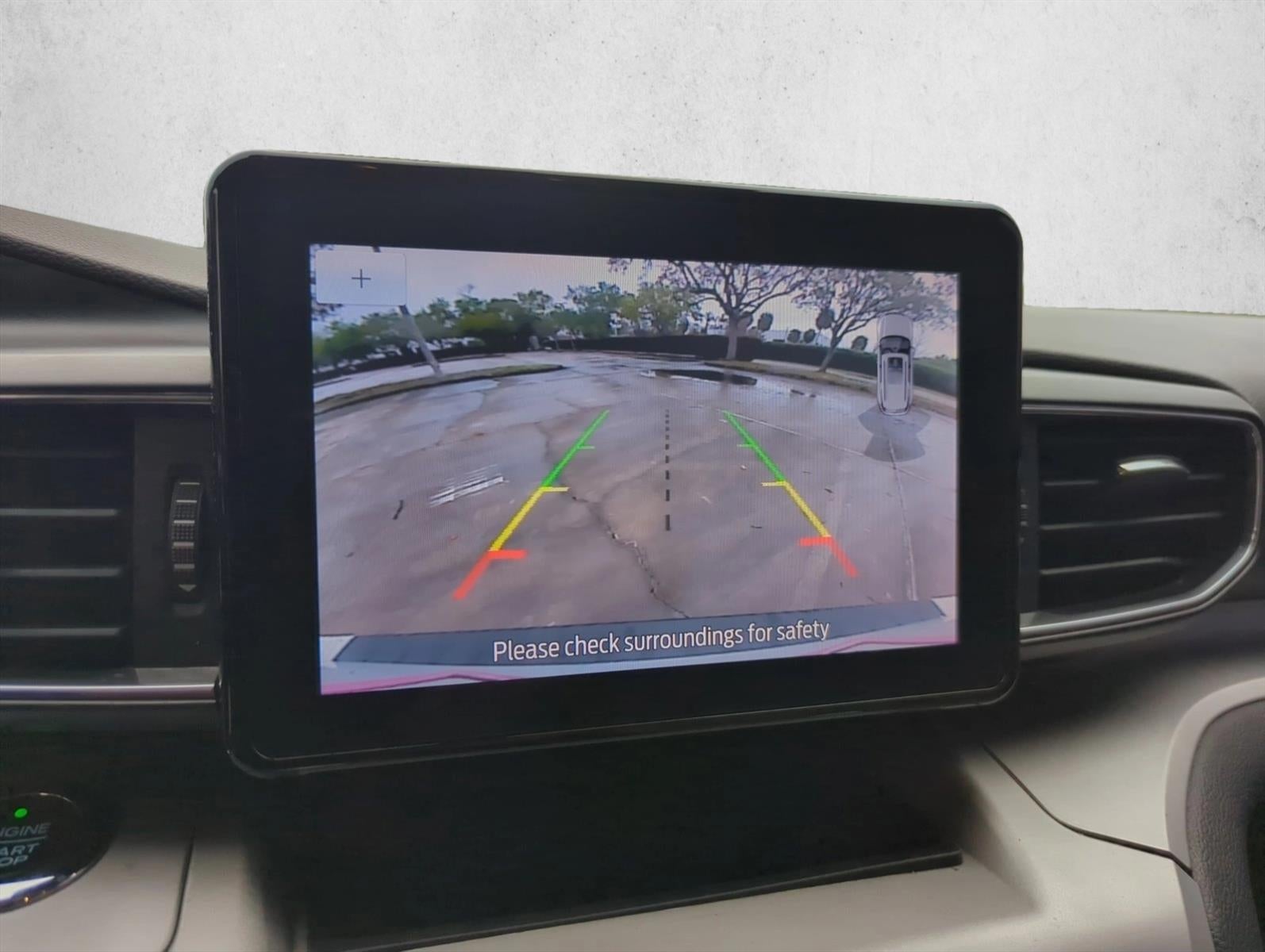 2020 Ford Explorer XLT RWD