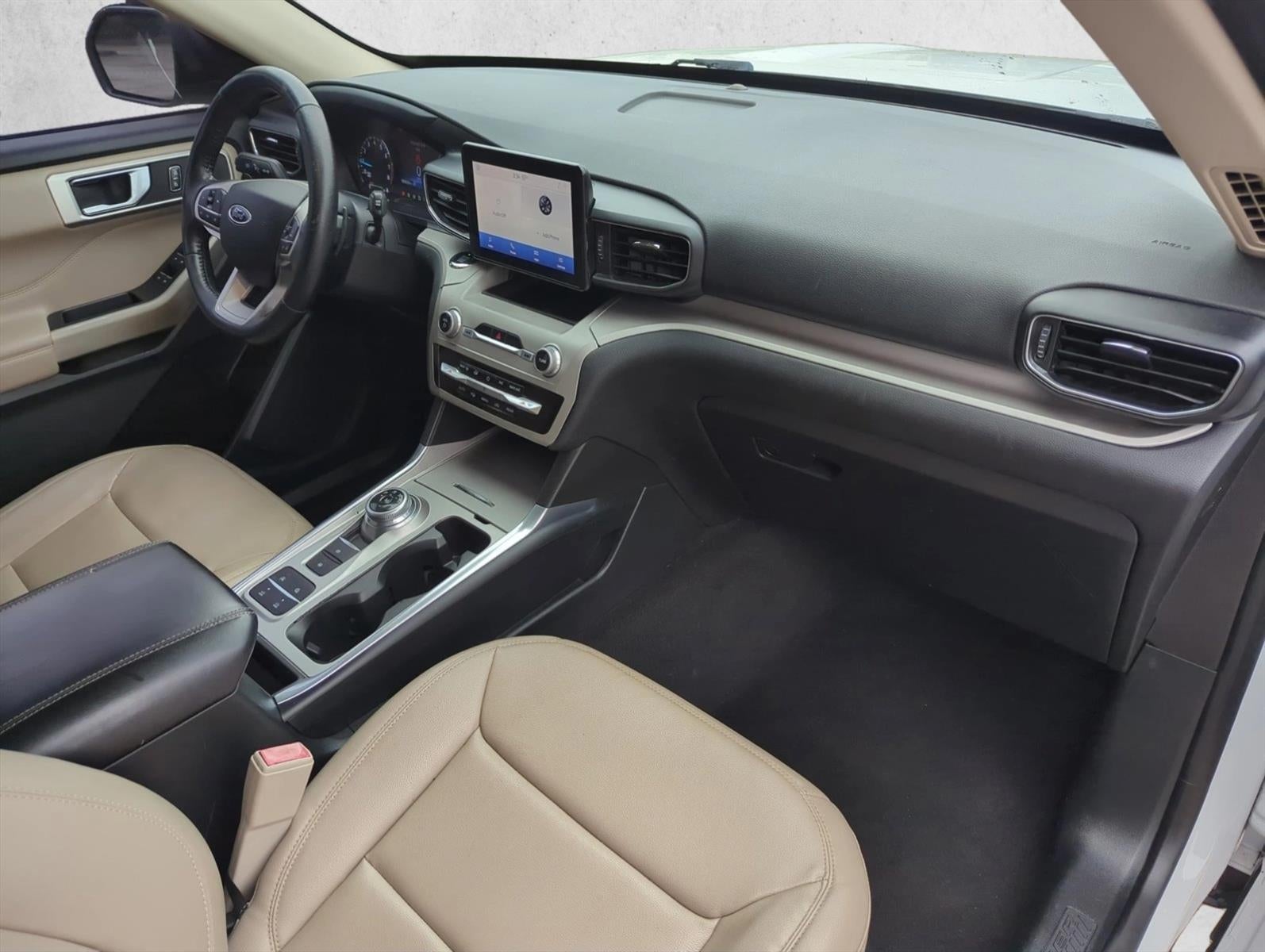 2020 Ford Explorer XLT RWD