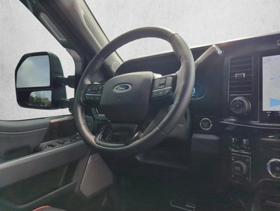 2024 Ford Super Duty F-250 SRW LARIAT 4WD Crew Cab 6.75' Box