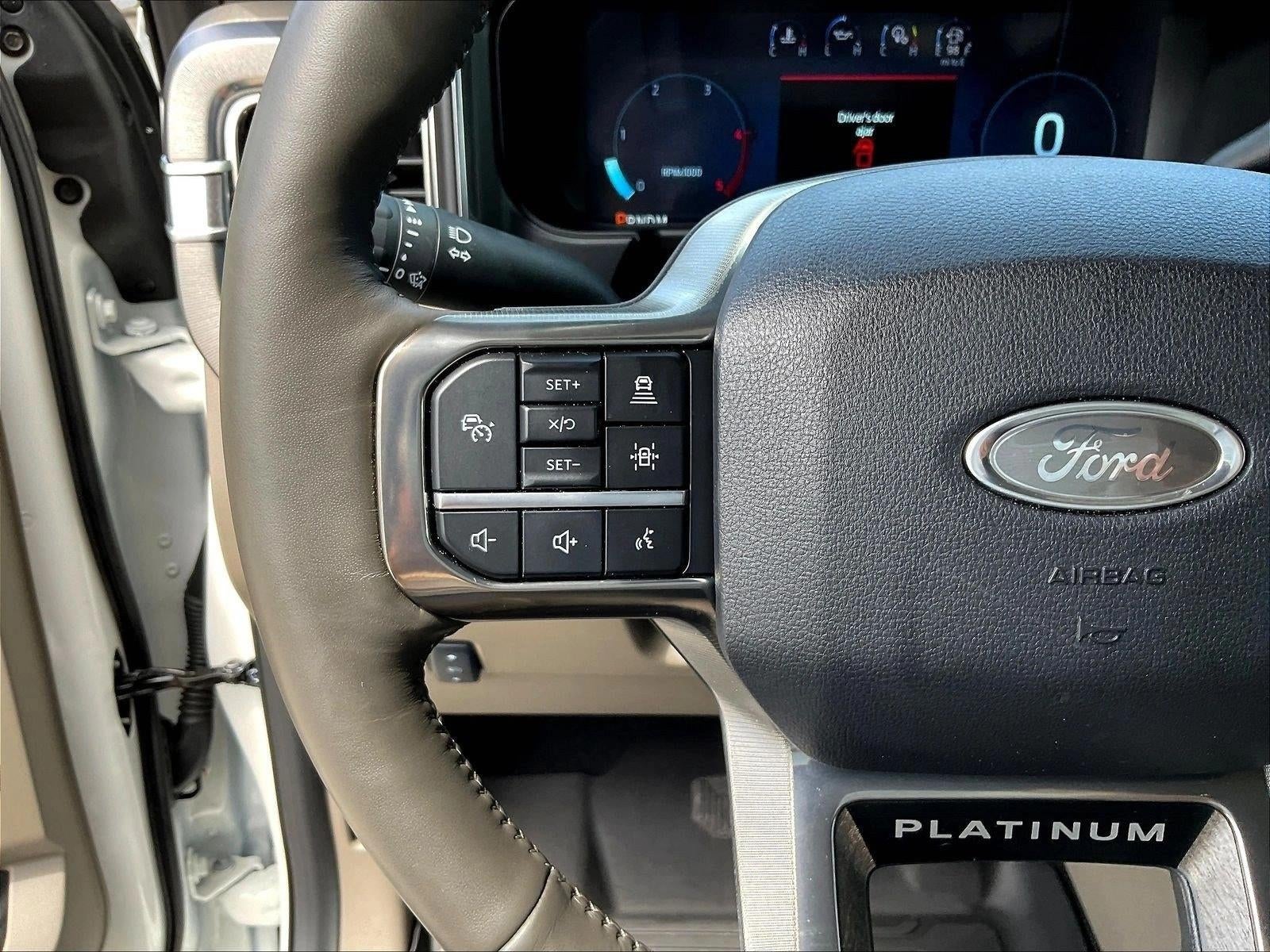 2025 Ford Super Duty F-350 SRW Platinum 4WD Crew Cab 6.75' Box