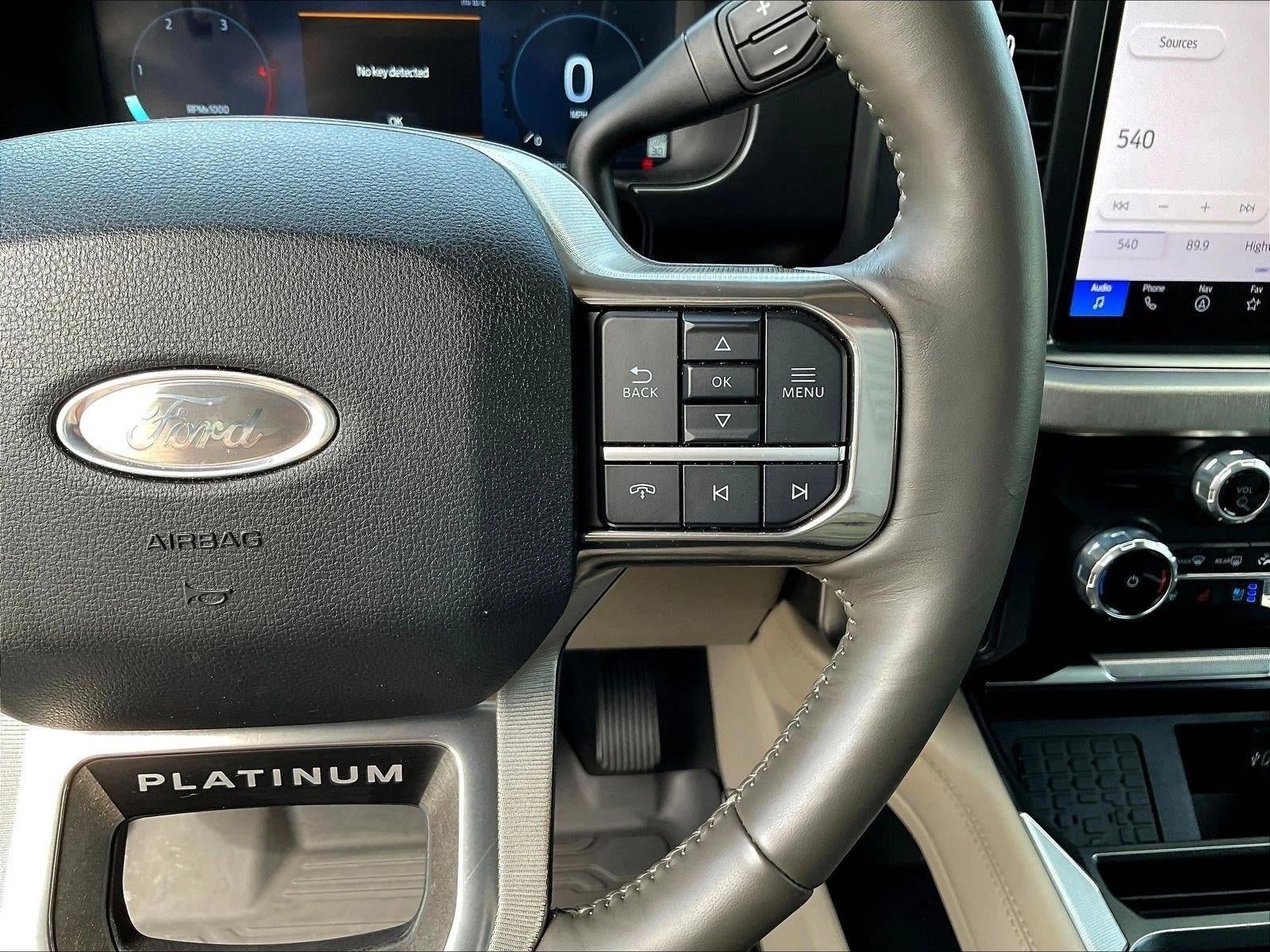 2025 Ford Super Duty F-350 SRW Platinum 4WD Crew Cab 6.75' Box