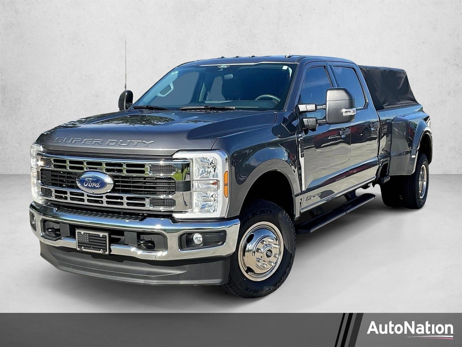 2025 Ford Super Duty F-350 DRW XLT 4WD Crew Cab 8' Box