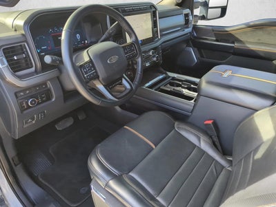 2024 Ford Super Duty F-450 DRW Platinum 4WD Crew Cab 8' Box