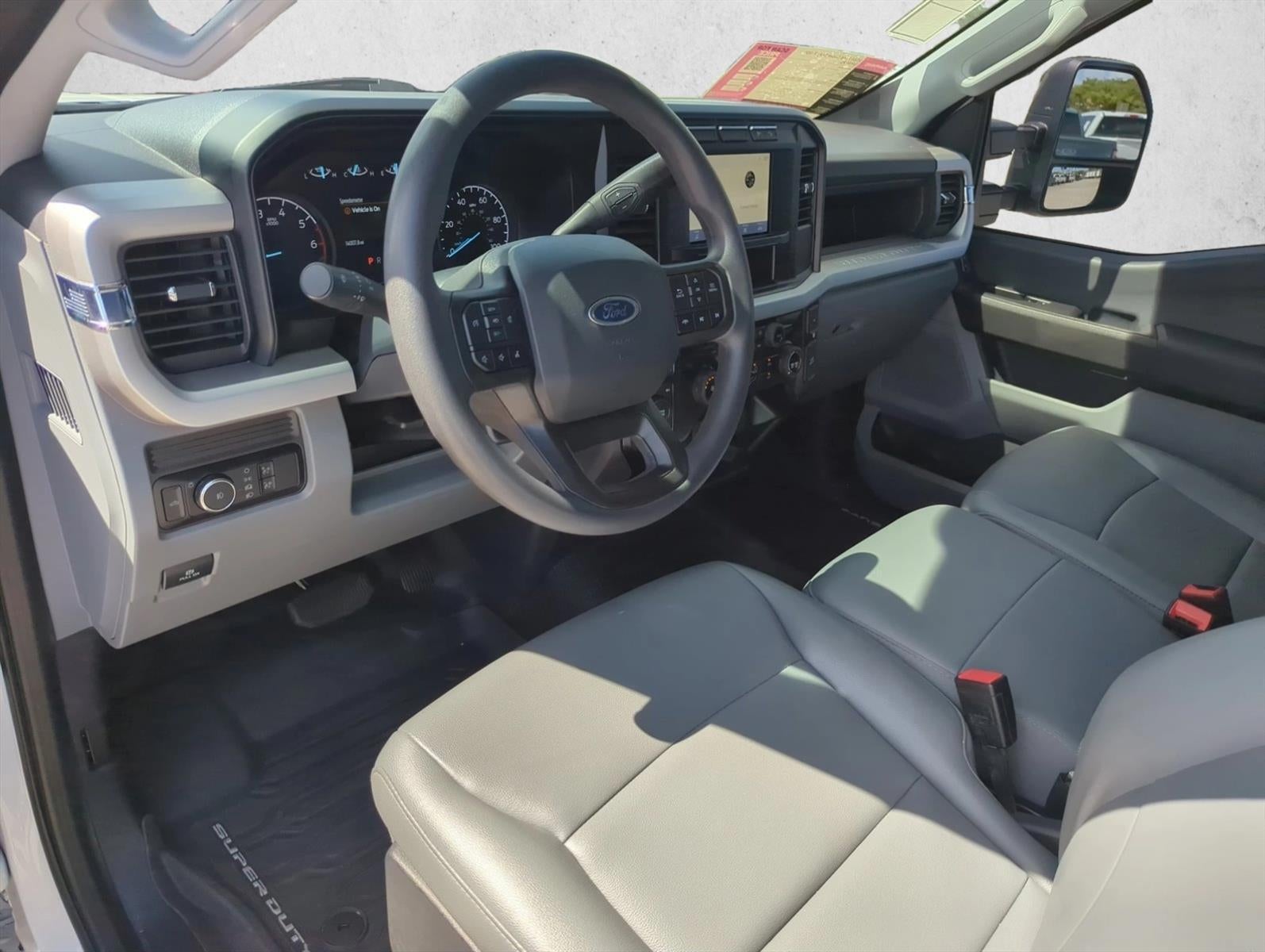 2024 Ford Super Duty F-250 SRW XL 4WD Reg Cab 8' Box