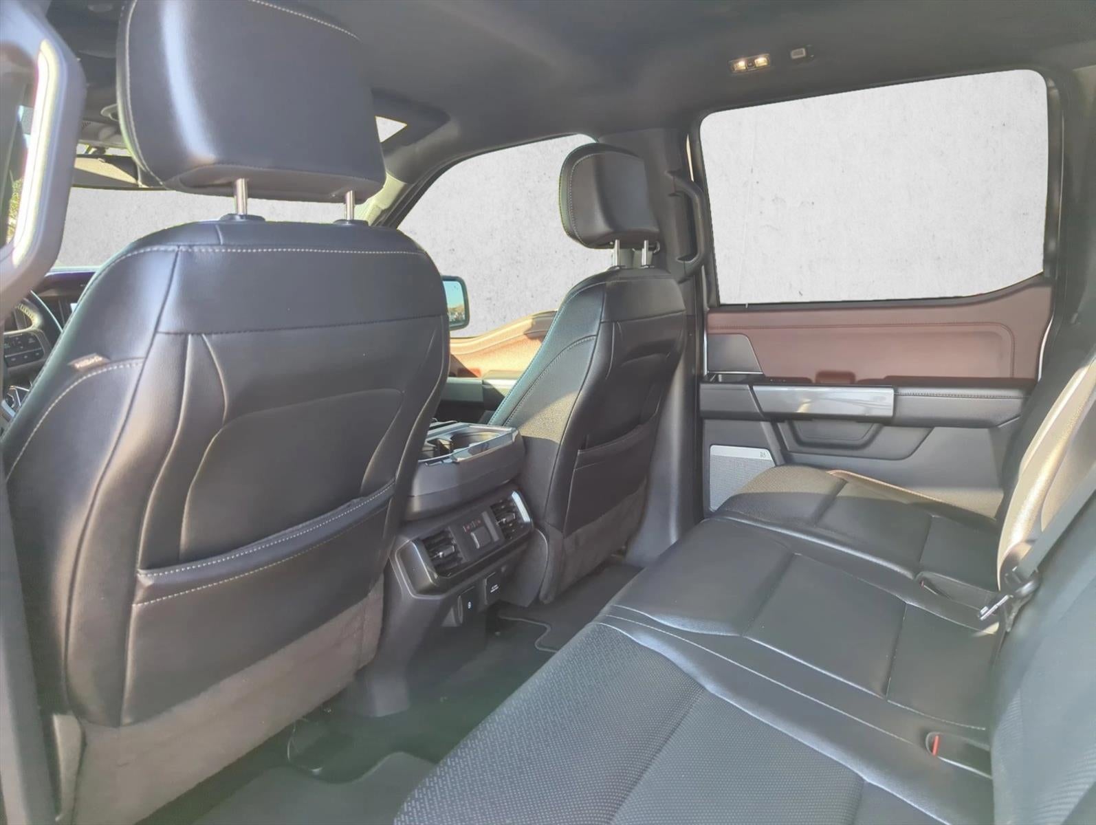 2022 Ford F-150 LARIAT 4WD SuperCrew 5.5' Box