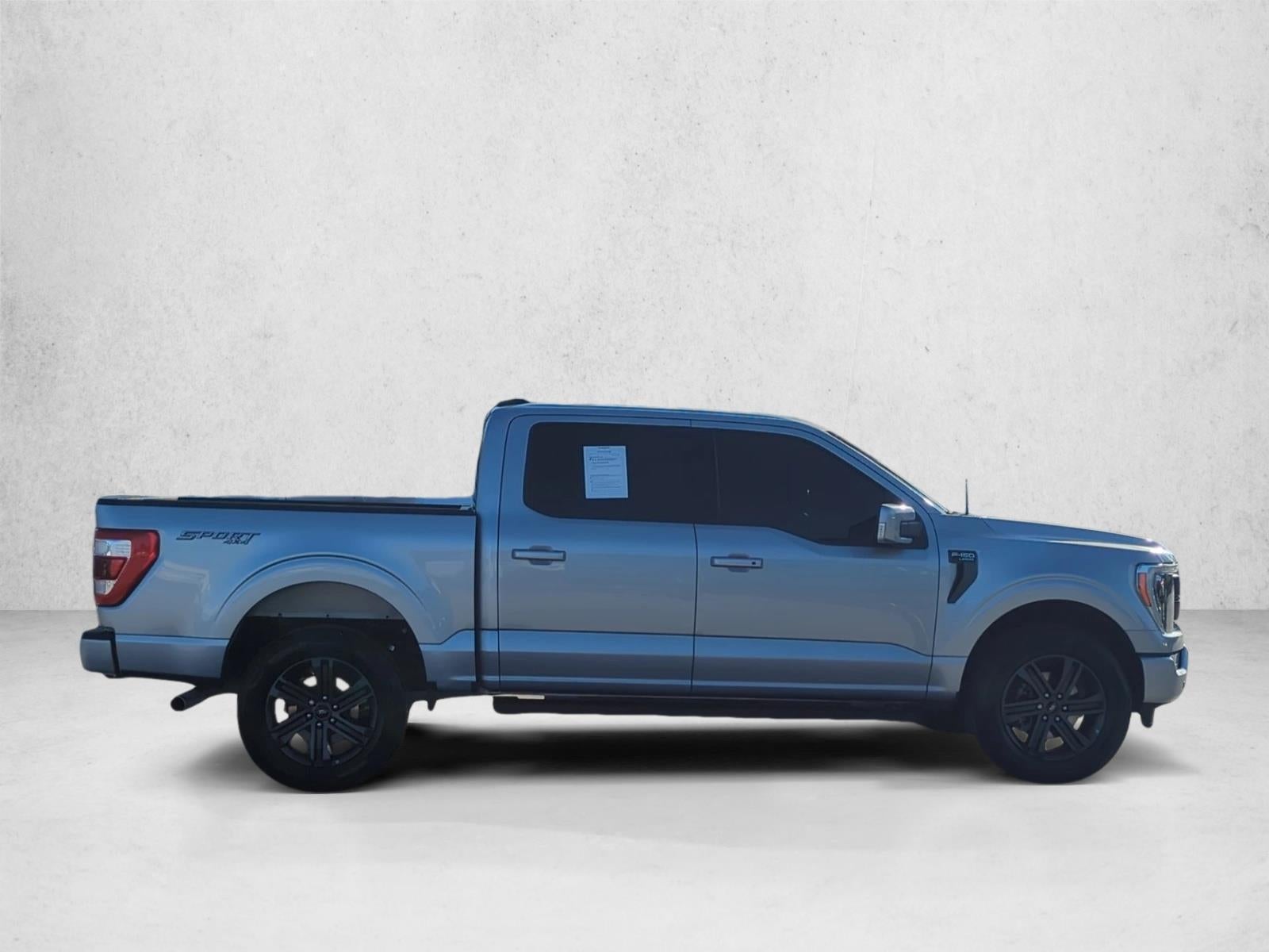 2022 Ford F-150 LARIAT 4WD SuperCrew 5.5' Box