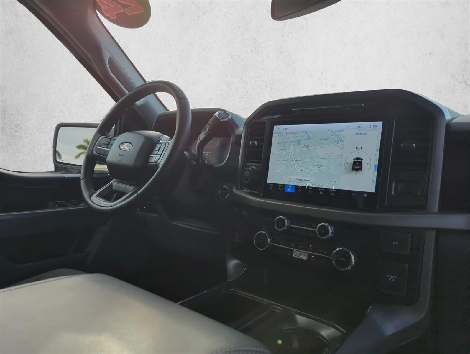 2024 Ford F-150 XLT 4WD SuperCrew 5.5' Box