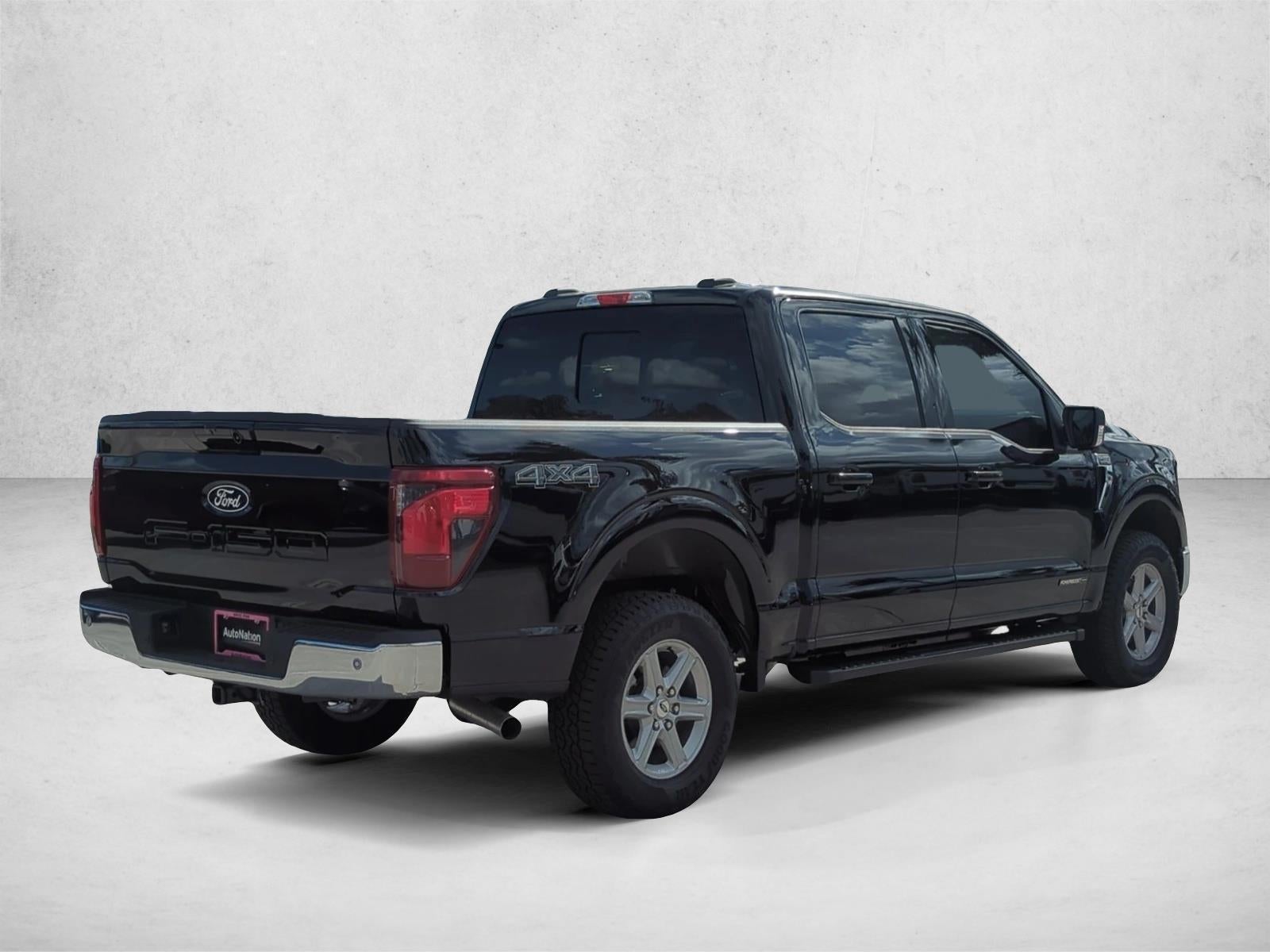 2026 Ford F-150 XLT 4WD SuperCrew 5.5' Box