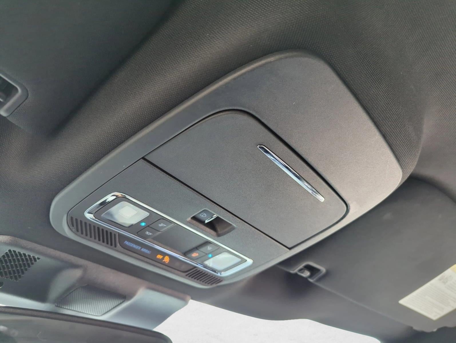 2022 Ford F-150 Lightning LARIAT 4WD SuperCrew 5.5' Box