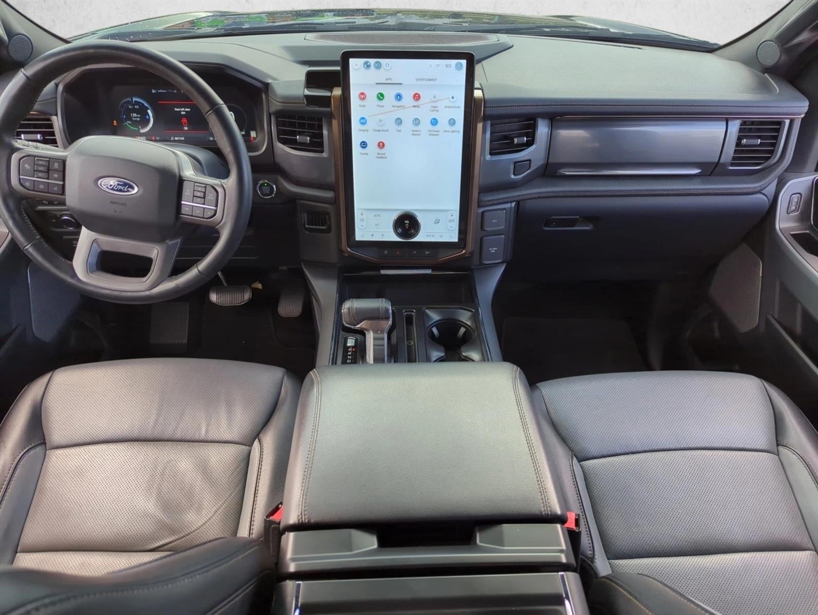 2022 Ford F-150 Lightning LARIAT 4WD SuperCrew 5.5' Box