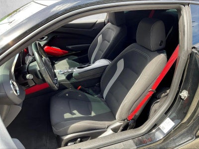 2022 Chevrolet Camaro 2dr Coupe LT1