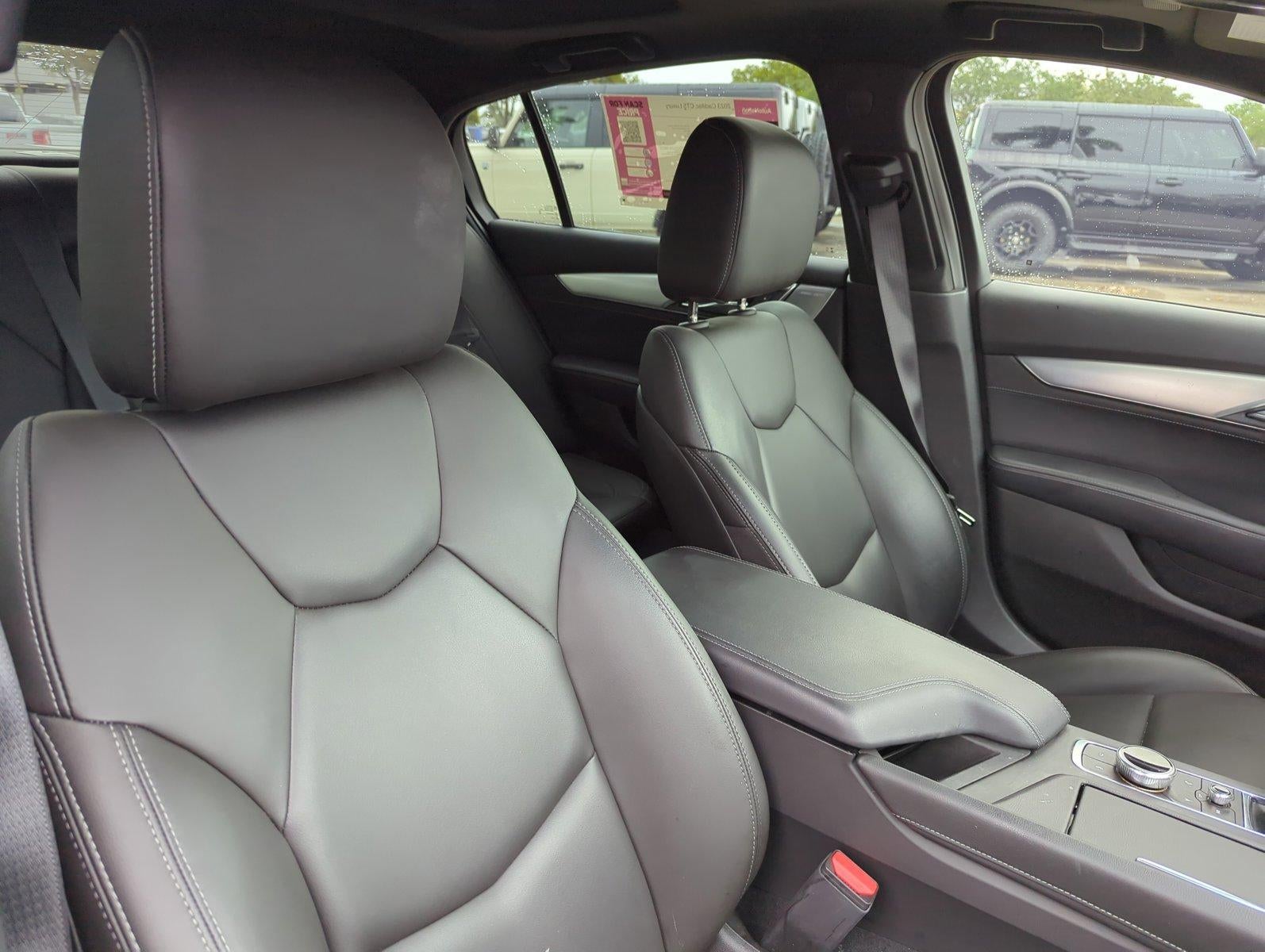 2023 Cadillac CT5 4dr Sdn Luxury