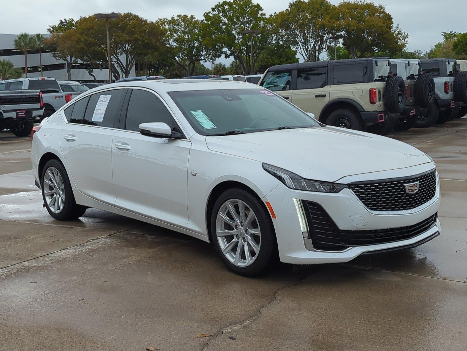 2023 Cadillac CT5 4dr Sdn Luxury