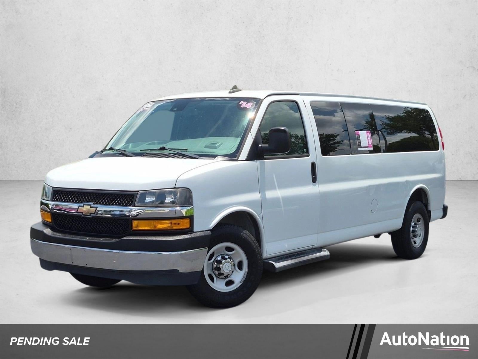 2019 Chevrolet Express Passenger 3500 Extended Wheelbase Rear-Wheel Drive 1LT