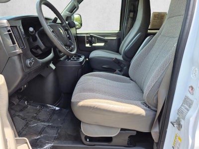 2019 Chevrolet Express Passenger 3500 Extended Wheelbase Rear-Wheel Drive 1LT