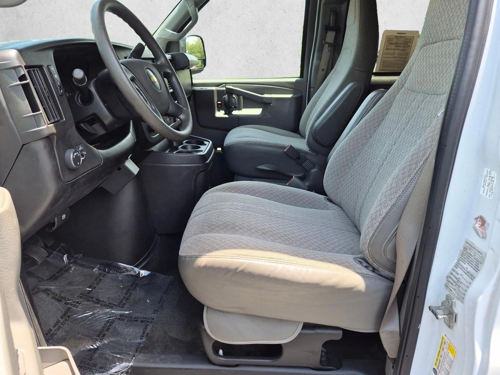 2019 Chevrolet Express Passenger 3500 Extended Wheelbase Rear-Wheel Drive 1LT