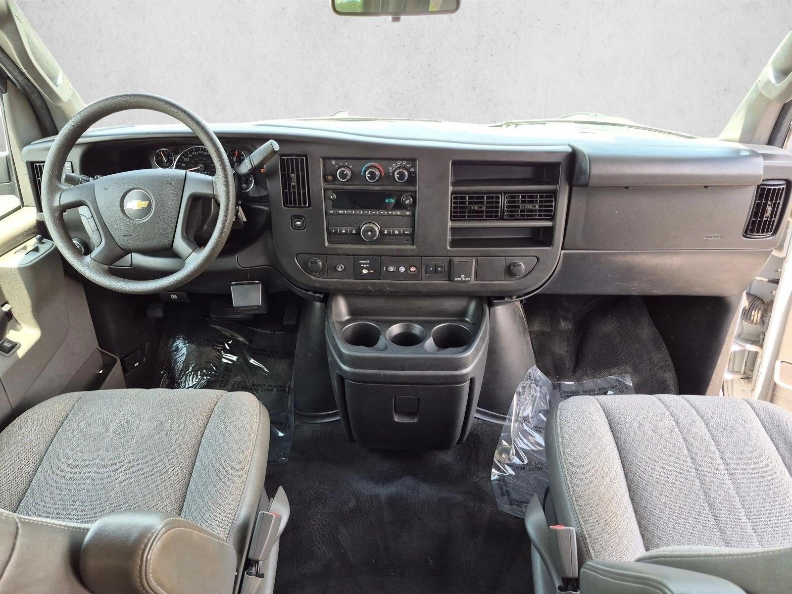 2019 Chevrolet Express Passenger 3500 Extended Wheelbase Rear-Wheel Drive 1LT