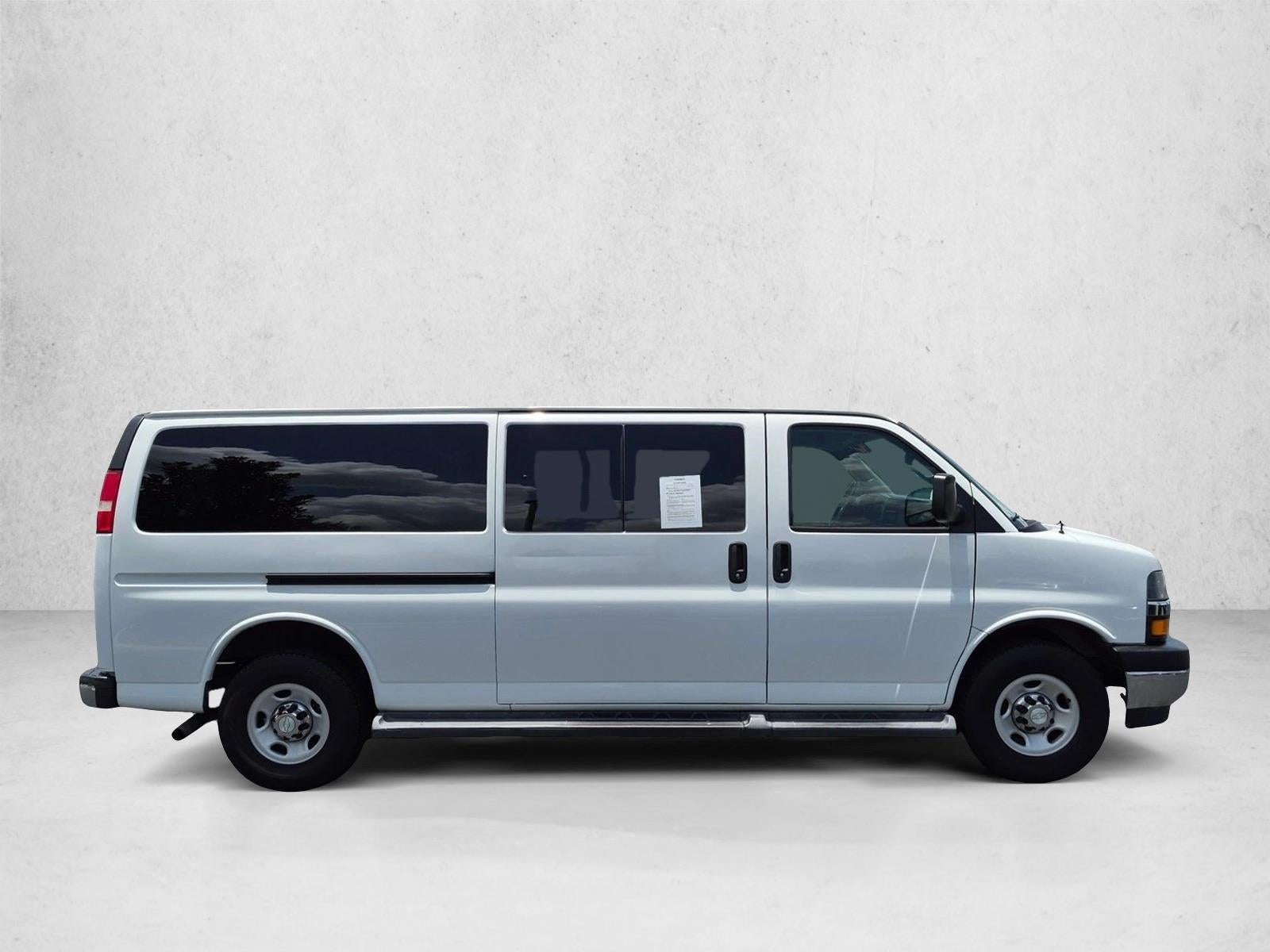 2019 Chevrolet Express Passenger 3500 Extended Wheelbase Rear-Wheel Drive 1LT