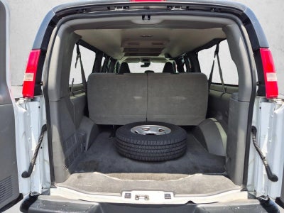 2019 Chevrolet Express Passenger 3500 Extended Wheelbase Rear-Wheel Drive 1LT