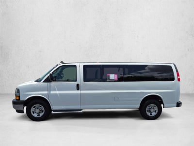 2019 Chevrolet Express Passenger 3500 Extended Wheelbase Rear-Wheel Drive 1LT