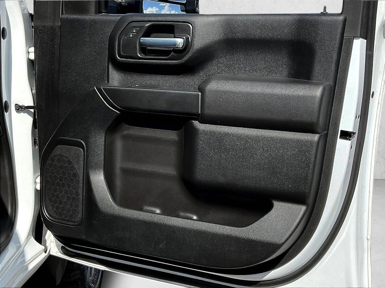 2021 Chevrolet Silverado 2500 HD Crew Cab Standard Box 2-Wheel Drive Custom