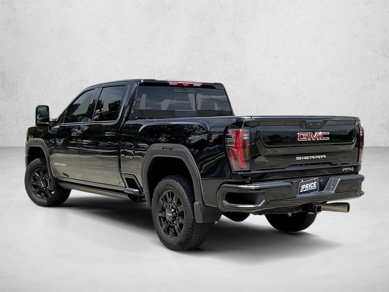 2025 GMC Sierra 2500 HD Crew Cab Standard Box 4-Wheel Drive AT4