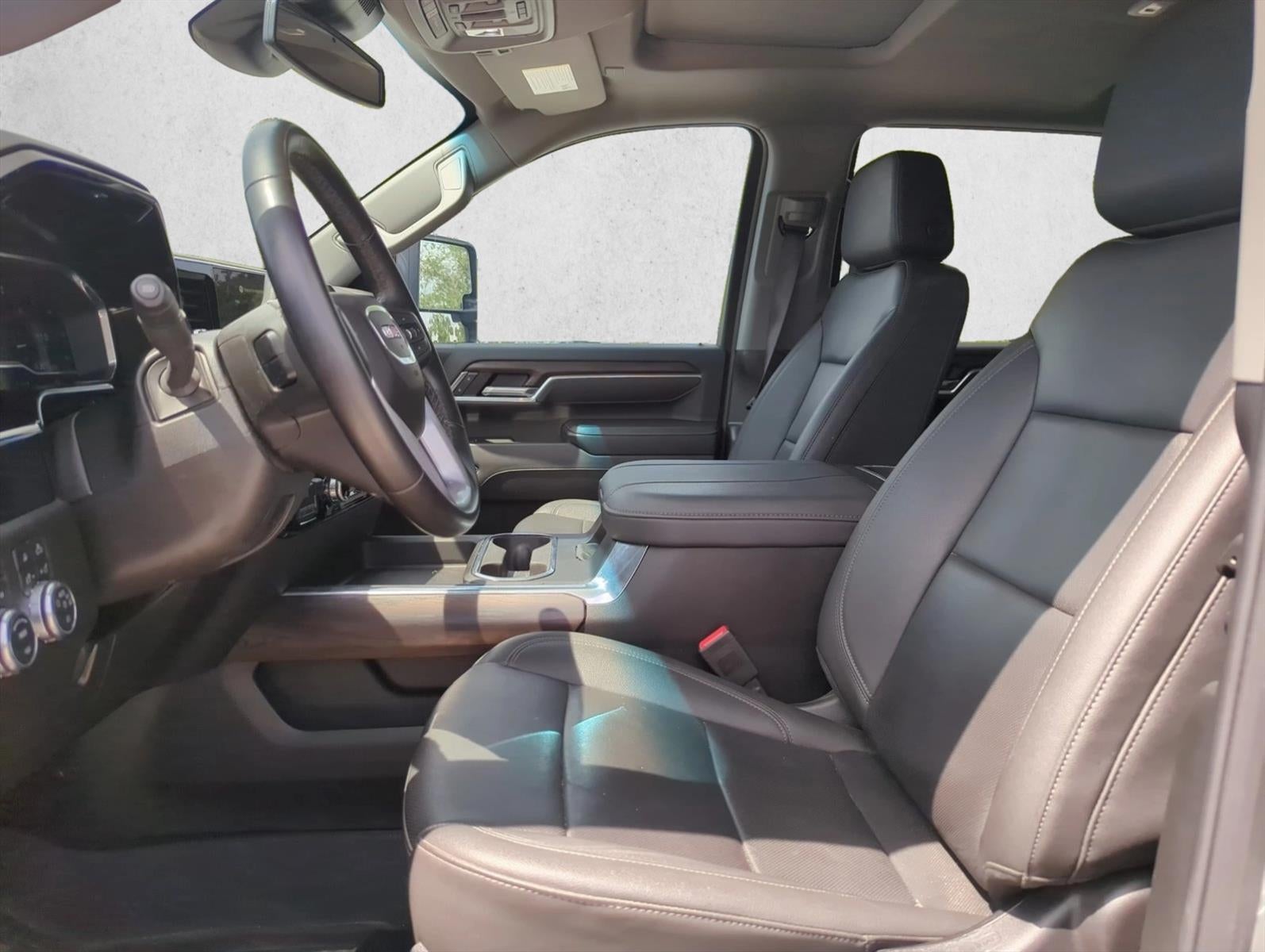 2025 GMC Sierra 2500 HD Crew Cab Standard Box 4-Wheel Drive SLT
