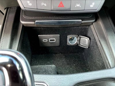 2024 Cadillac XT4 FWD 4dr Luxury