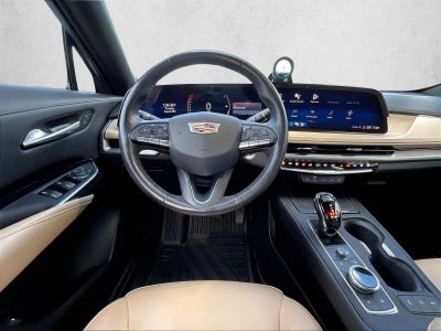 2024 Cadillac XT4 FWD 4dr Luxury