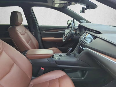2023 Cadillac XT5 FWD 4dr Premium Luxury