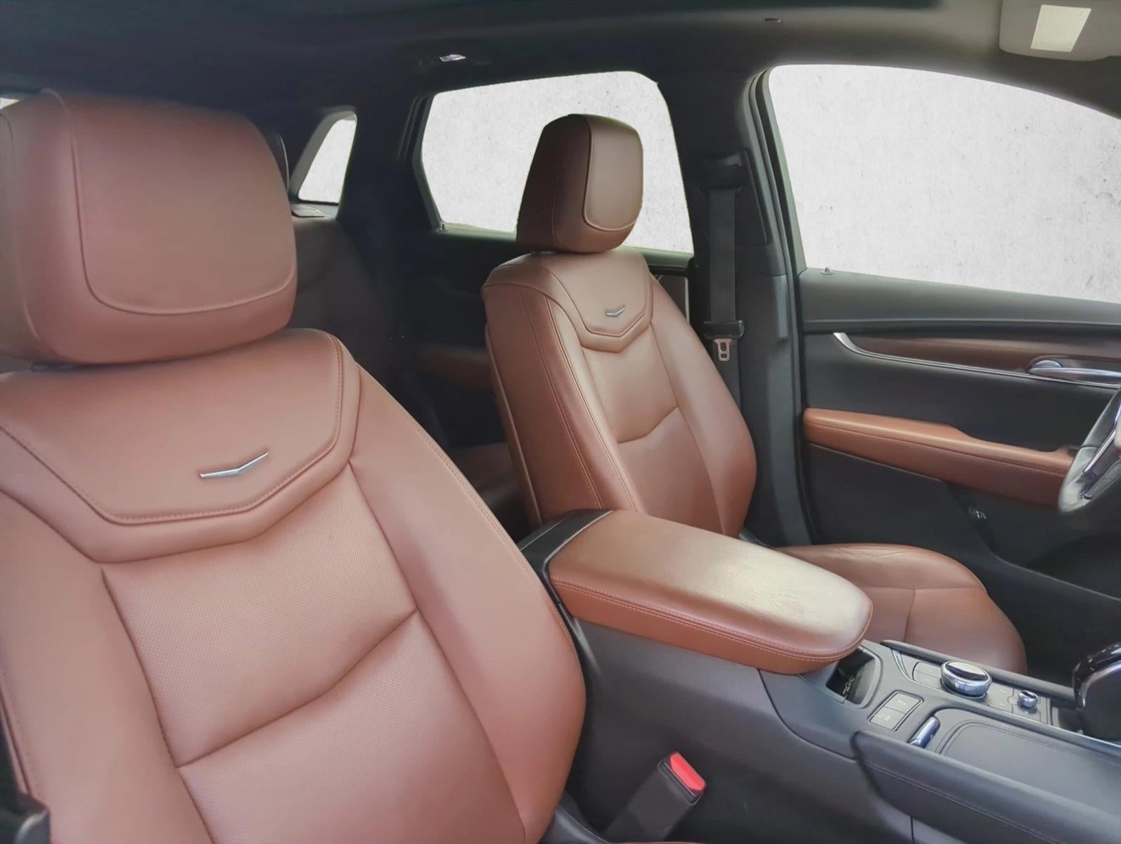 2023 Cadillac XT5 FWD 4dr Premium Luxury