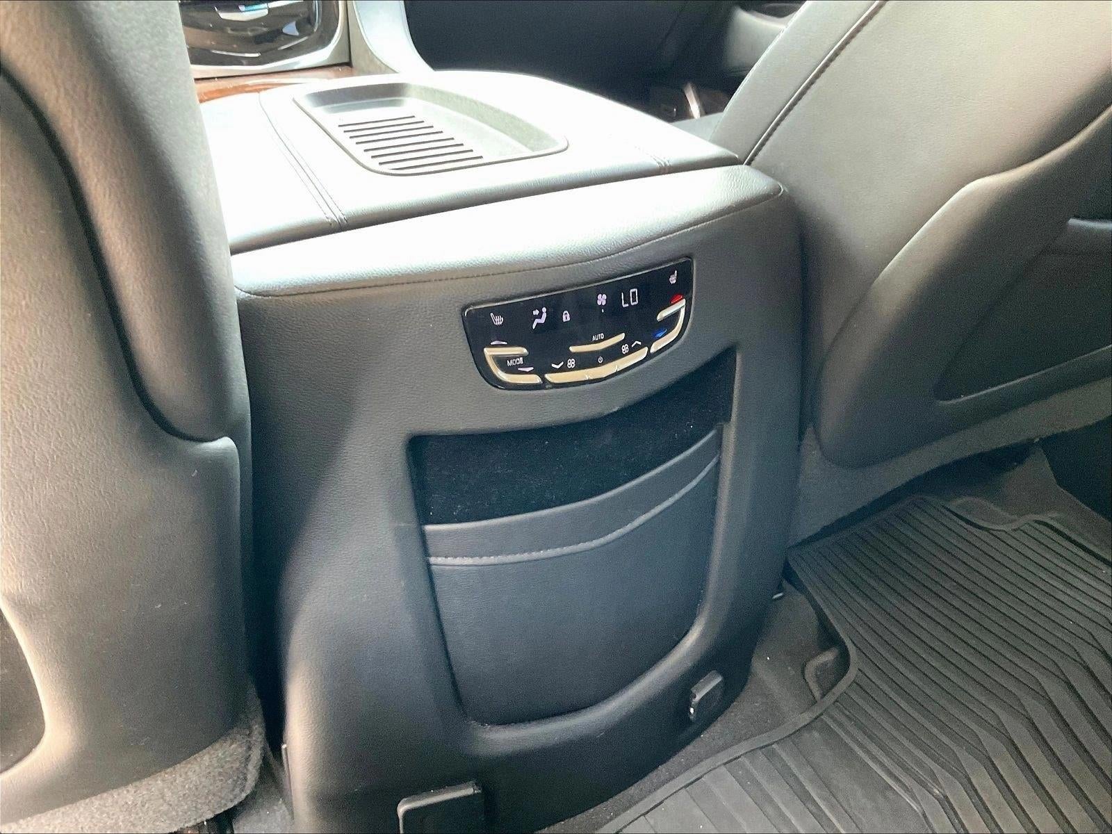 2019 Cadillac Escalade RWD Luxury