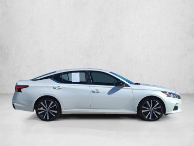 2020 Nissan Altima 2.5 SR Sedan