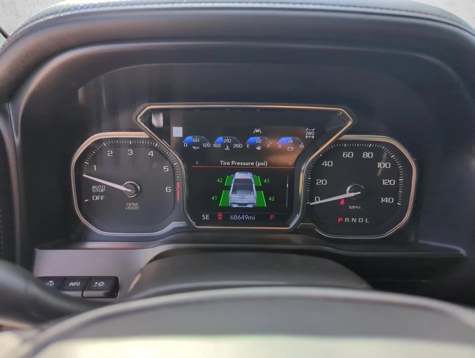 2020 GMC Sierra 1500 Crew Cab Short Box 4-Wheel Drive AT4