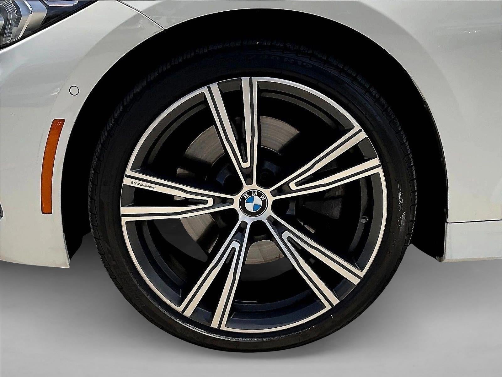 2023 BMW 330i Sedan
