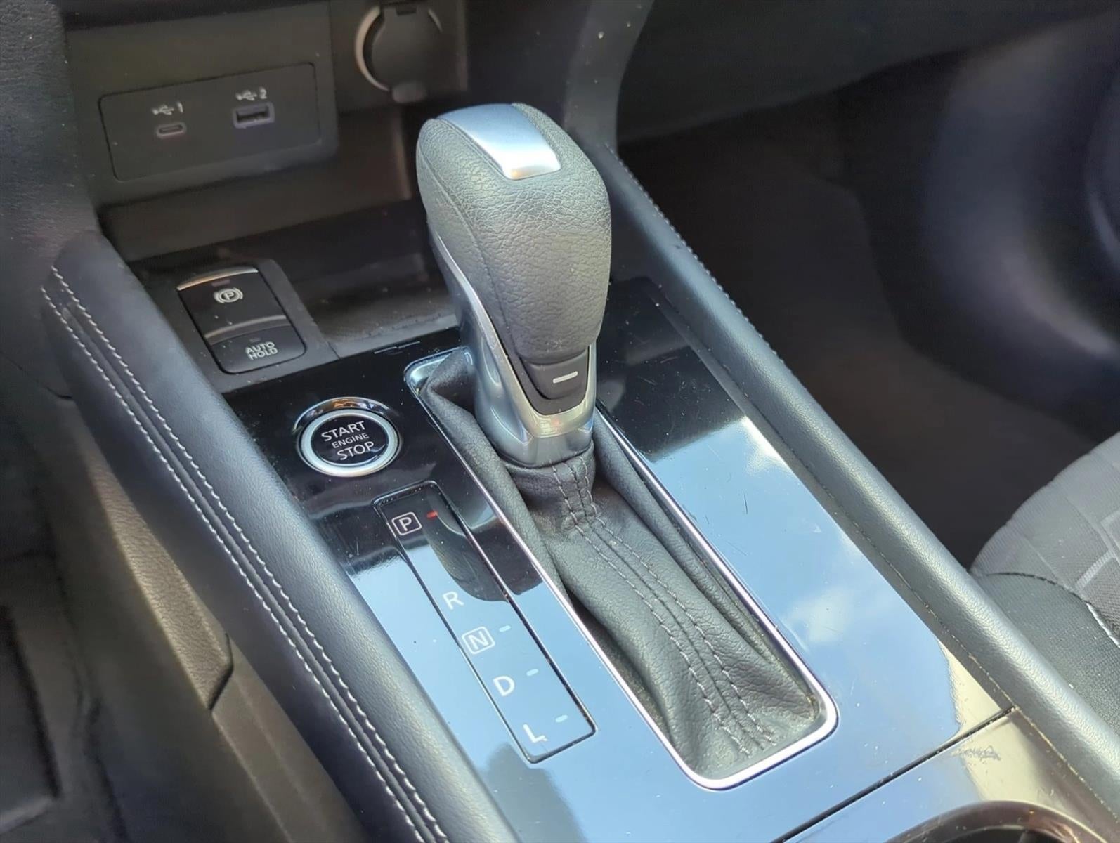 2022 Nissan Kicks SV FWD