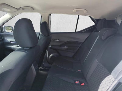 2022 Nissan Kicks SV FWD