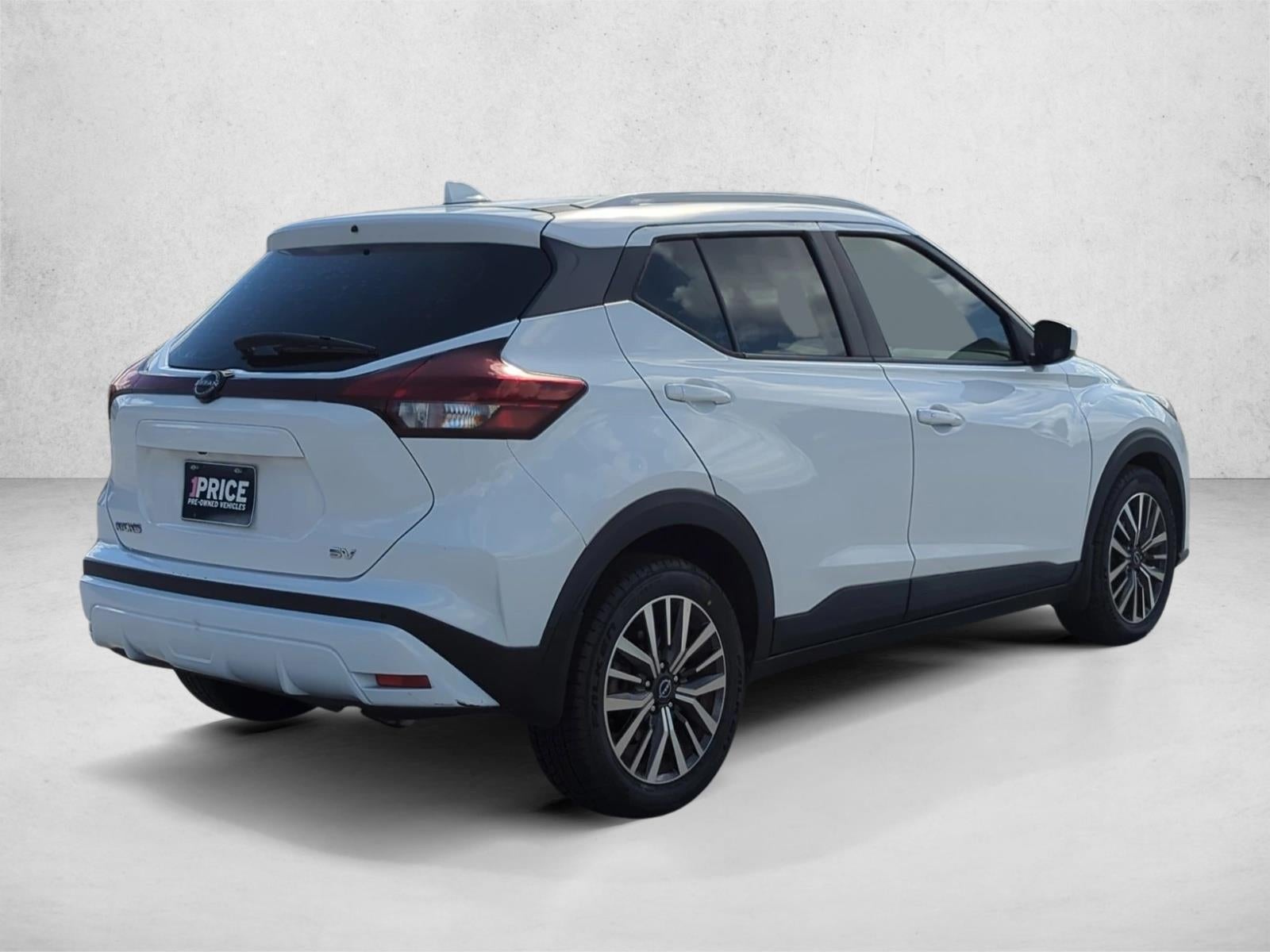 2022 Nissan Kicks SV FWD