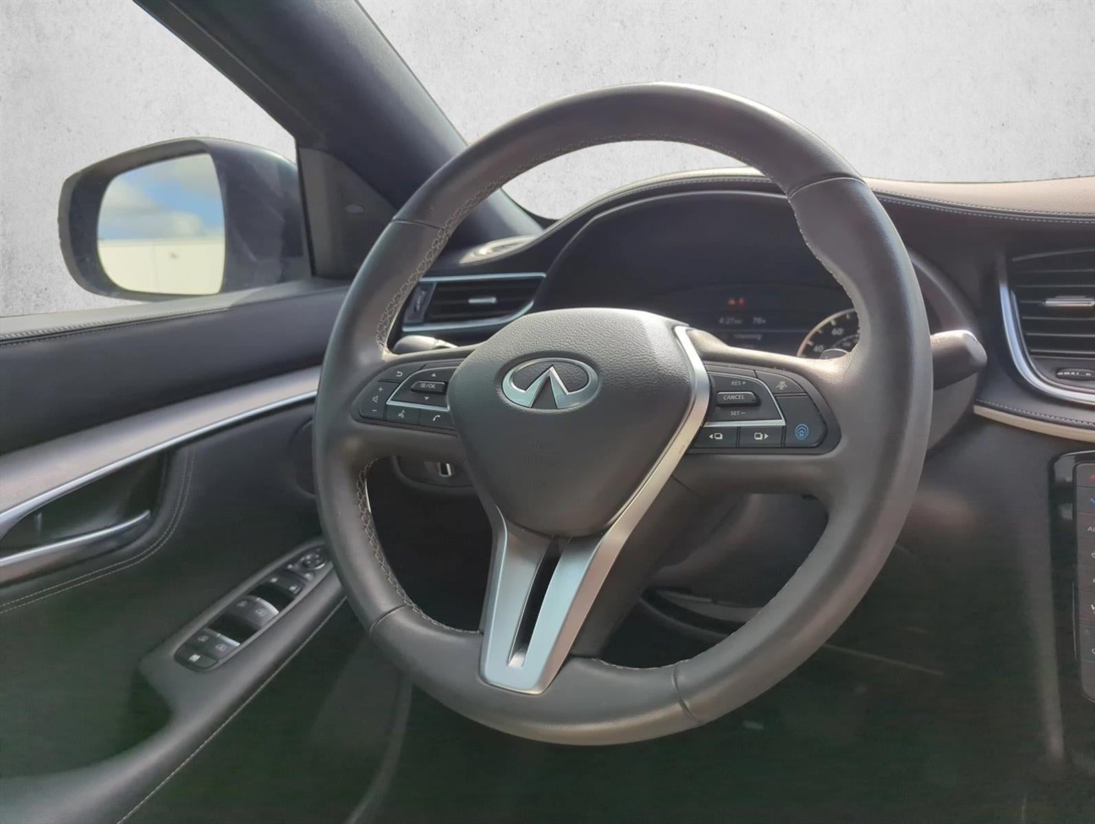 2023 INFINITI QX55 LUXE AWD