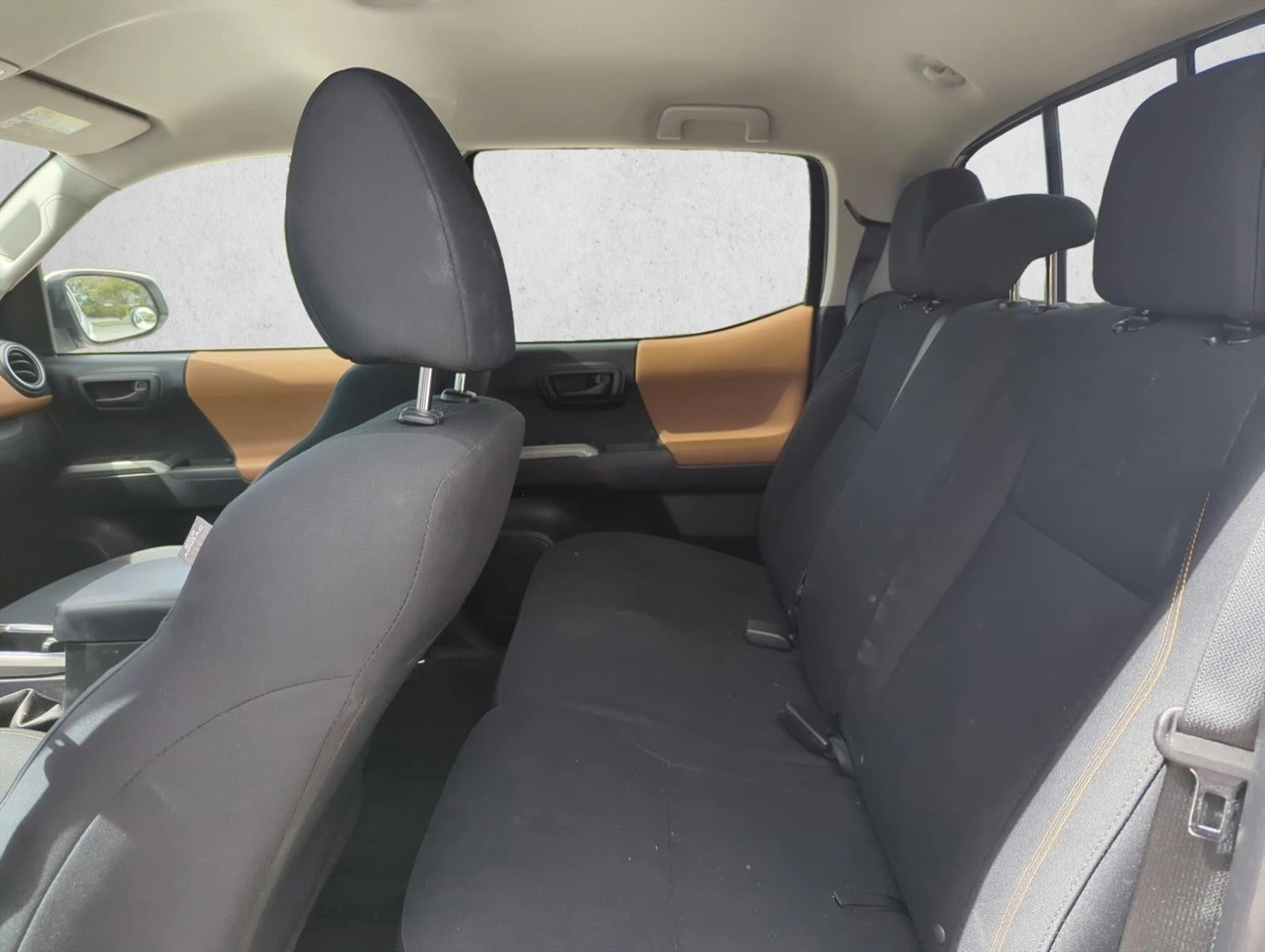2019 Toyota Tacoma 2WD 2WD SR5 Double Cab 5' Bed V6 AT (GS)