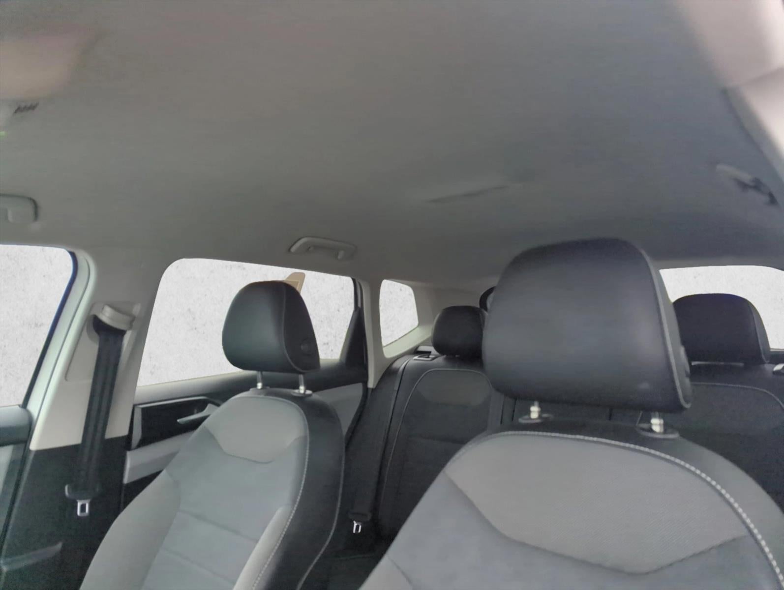 2022 Volkswagen Taos SE FWD