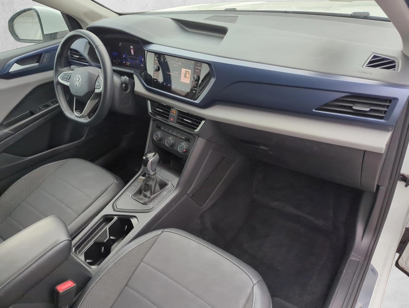 2022 Volkswagen Taos SE FWD