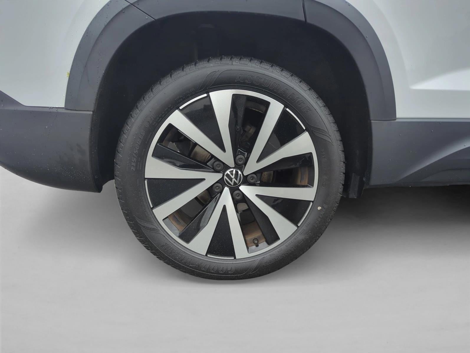 2022 Volkswagen Taos SE FWD