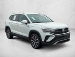 2022 Volkswagen Taos SE FWD