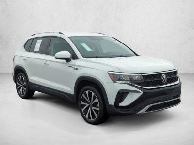2022 Volkswagen Taos SE FWD