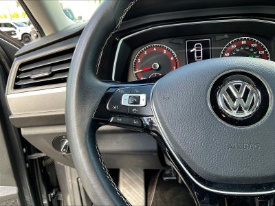 2021 Volkswagen Jetta SE Auto