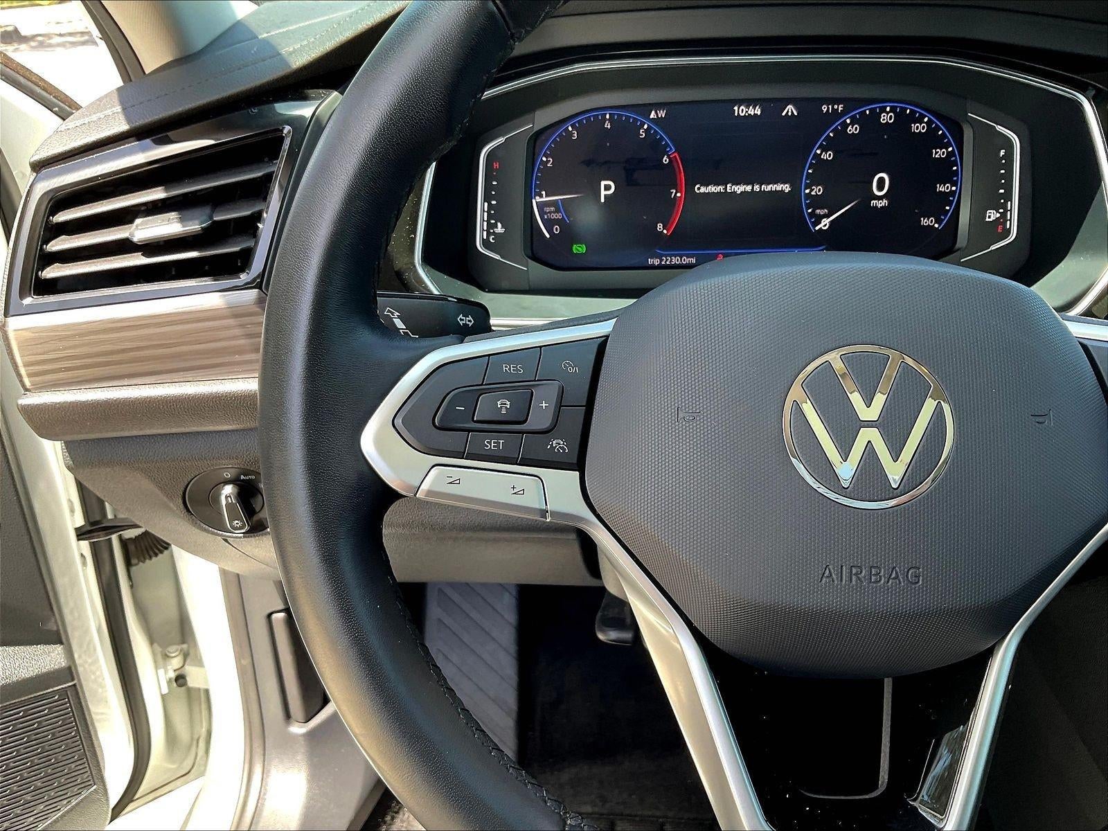 2024 Volkswagen Jetta SEL Auto